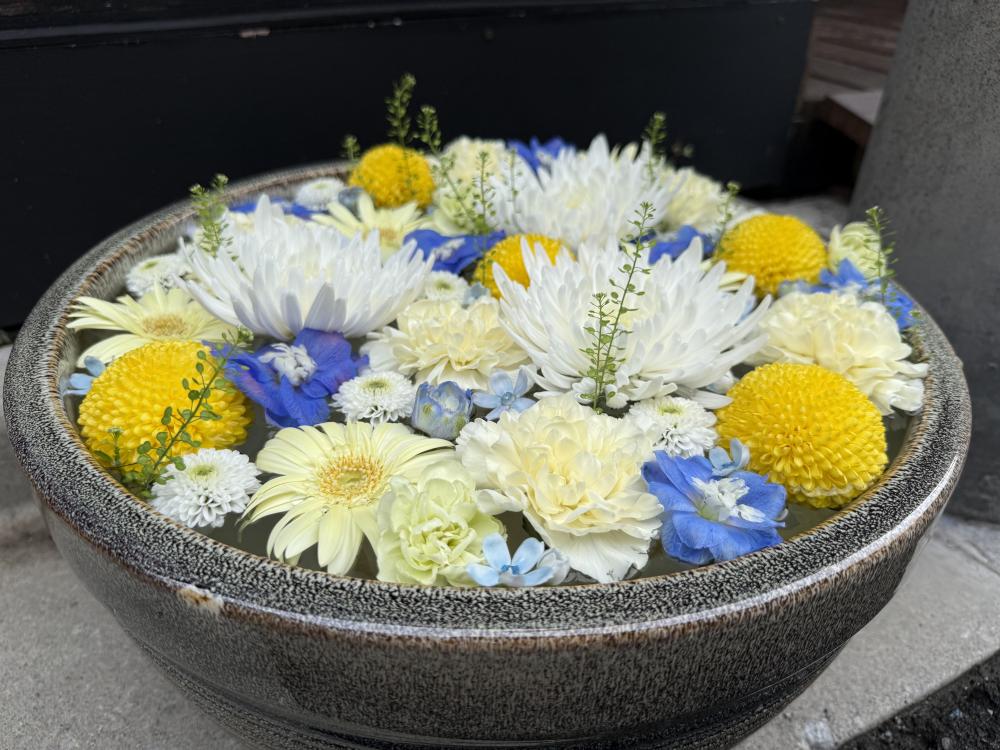 佃屋 直売所 深川花手水